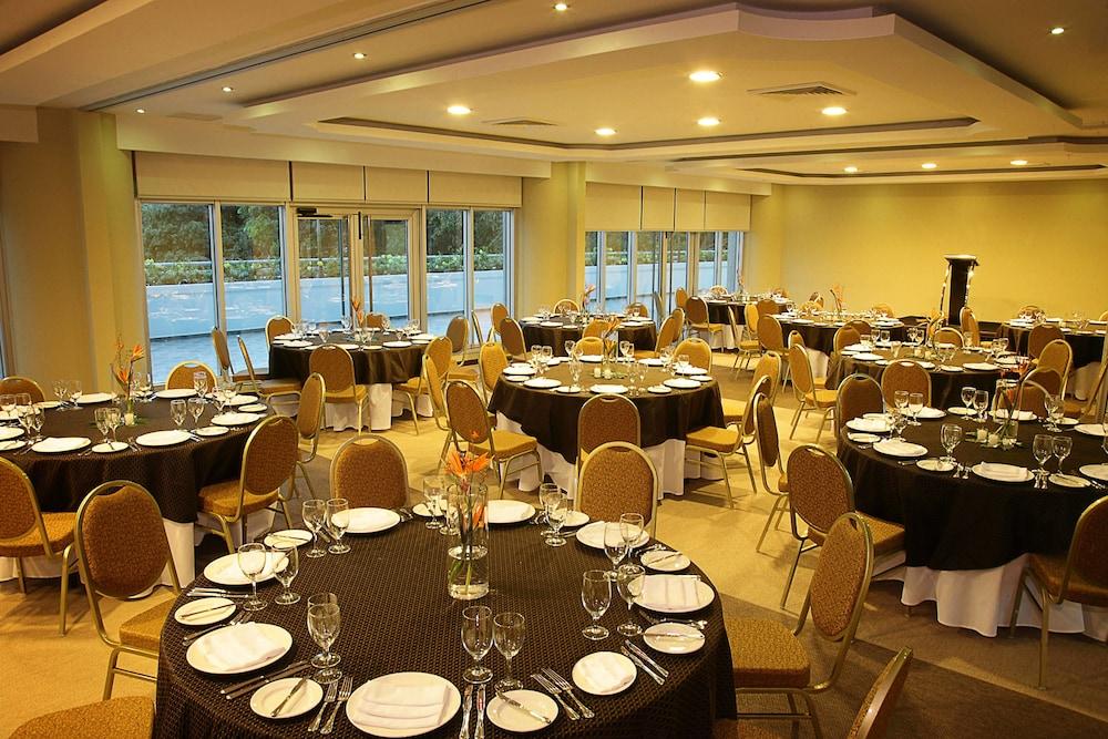Hotel Marriott Executive City, Finisterre 5*